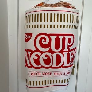 Adult Cup Noodles costume for Halloween!